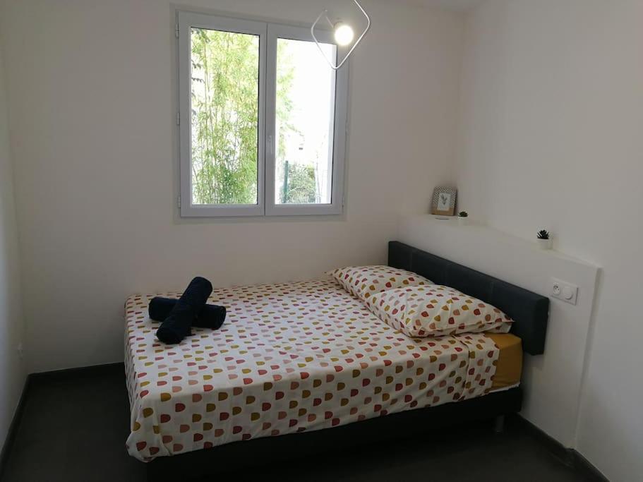 Villa Au Calme Avec Exterieur Et Parking Gratuit Aux Portes D'Aix Et Marseille Emplacement Ideal Marselha Exterior foto